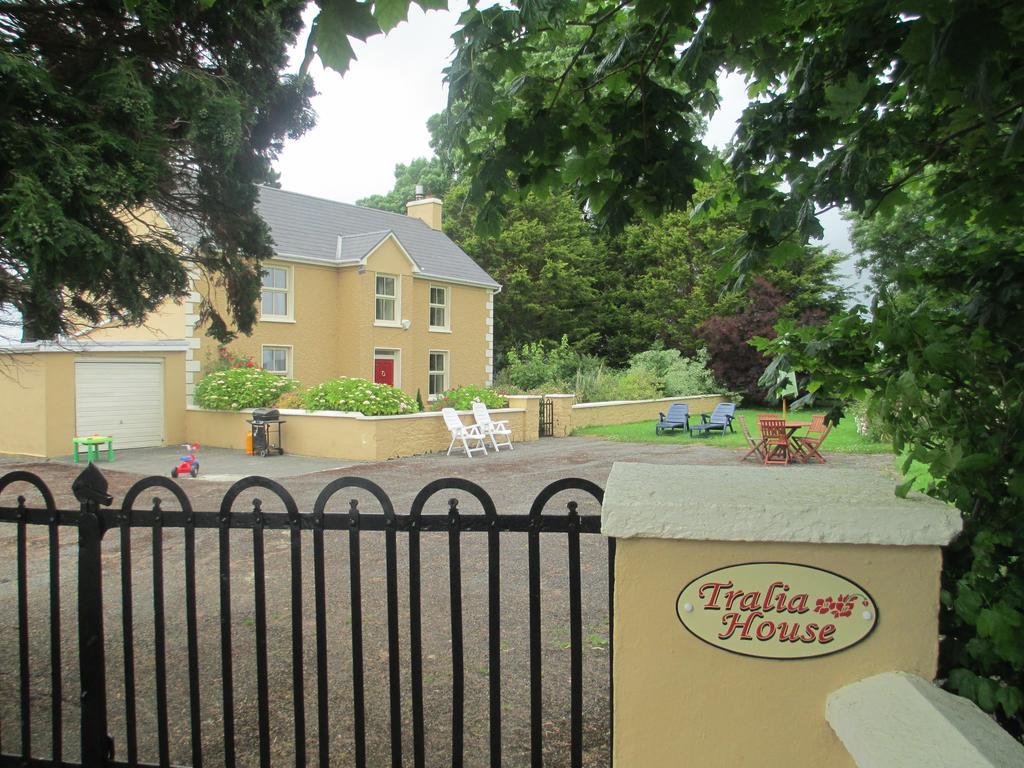 Tralia Farmhouse Self Catering Farranfore Quarto foto